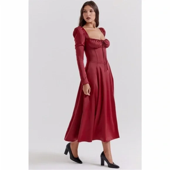 NEW House of CB Sebille Dress Blood Red Small - Picture 12 of 15